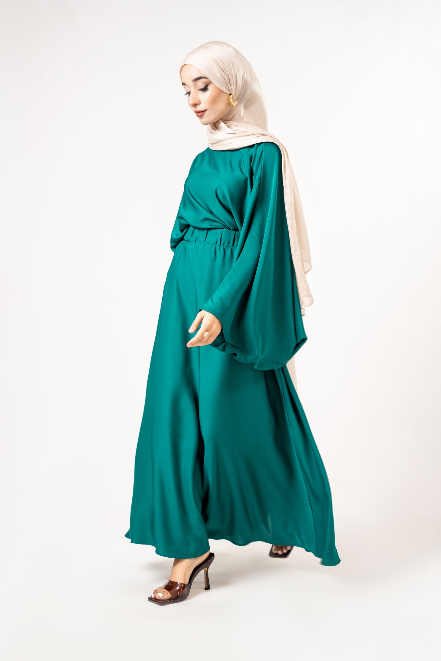2 piece Green skirt and blouse set