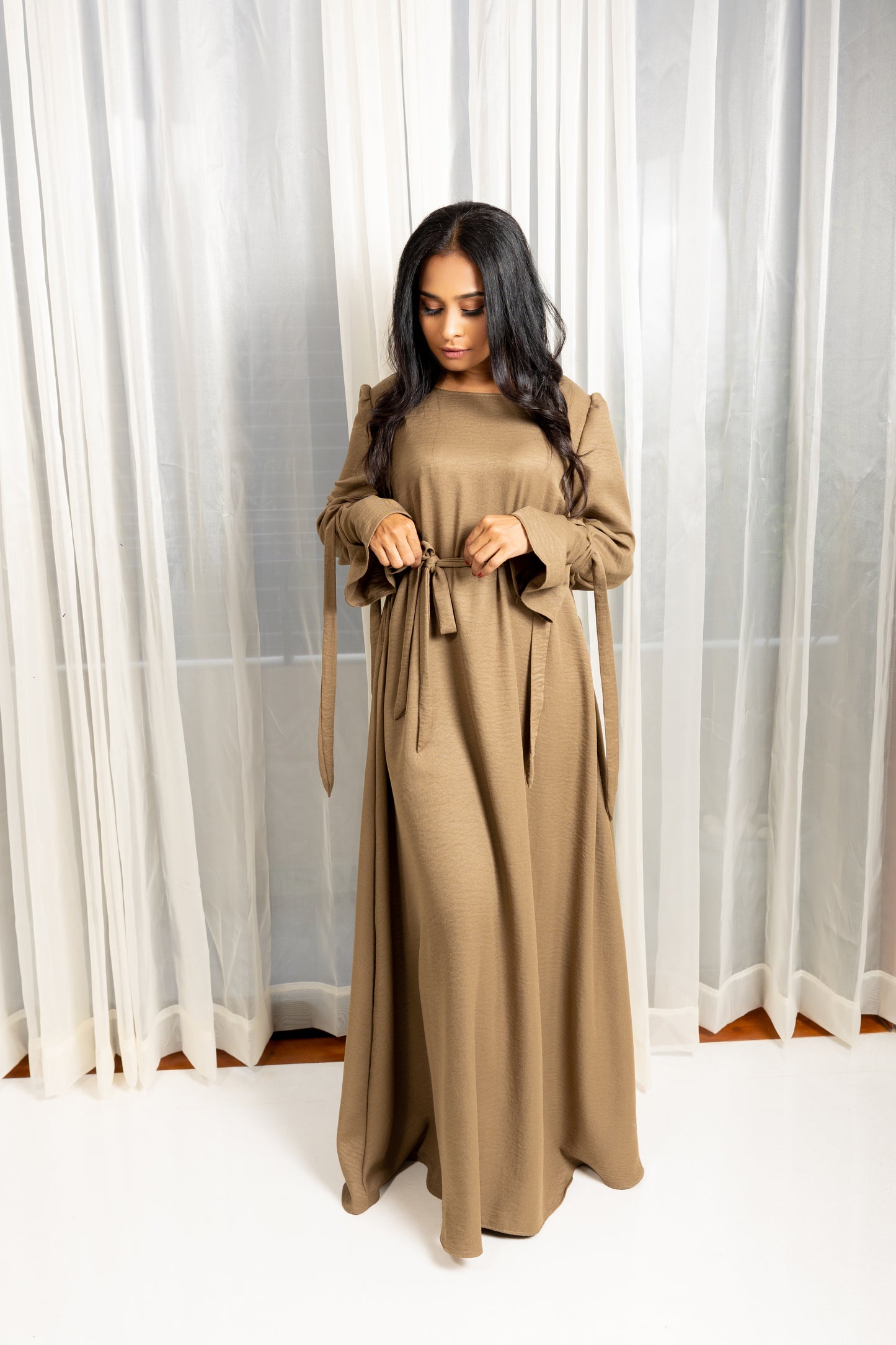 Tie-sleeve maxi